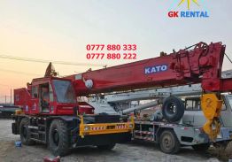 THUÊ XE CẦN CẨU BÁNH LỐP KATO KR-25