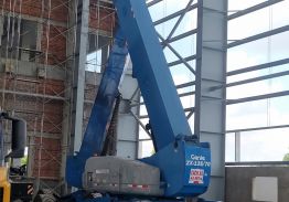 Xe Nâng Người Cần Gấp Cao 43m Genie ZX-135/70RT