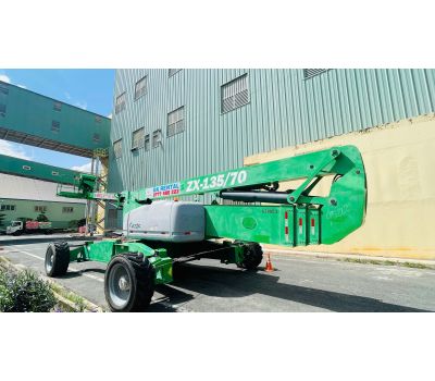 THUÊ XE NÂNG NGƯỜI 41M-43M GENIE ZX-135/70RT